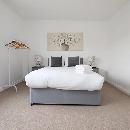 Crokeswood Walk 3 Bed House Guest house Bristol