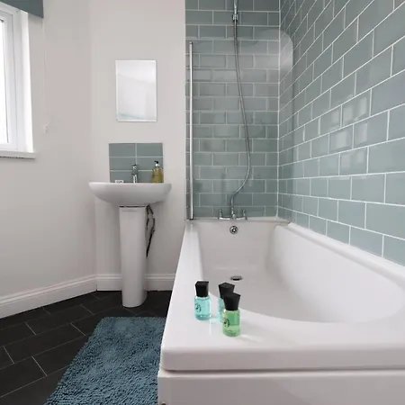 Crokeswood Walk 3 Bed House Guest house Bristol
