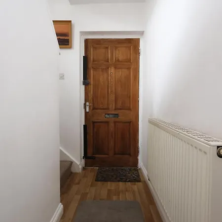 Crokeswood Walk 3 Bed House 3* Bristol