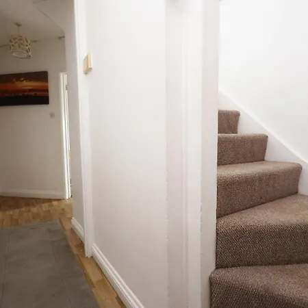 Crokeswood Walk 3 Bed House Bristol