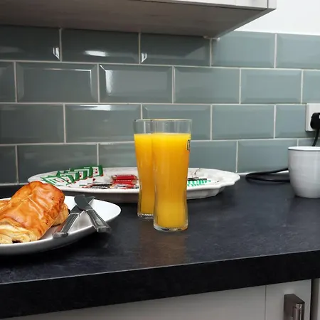 Guest house Crokeswood Walk 3 Bed House Bristol