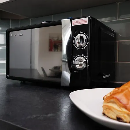 Guest house Crokeswood Walk 3 Bed House 3*